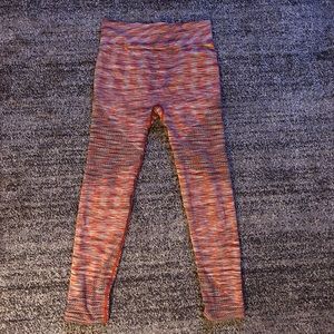 Aerie red heather capri leggings